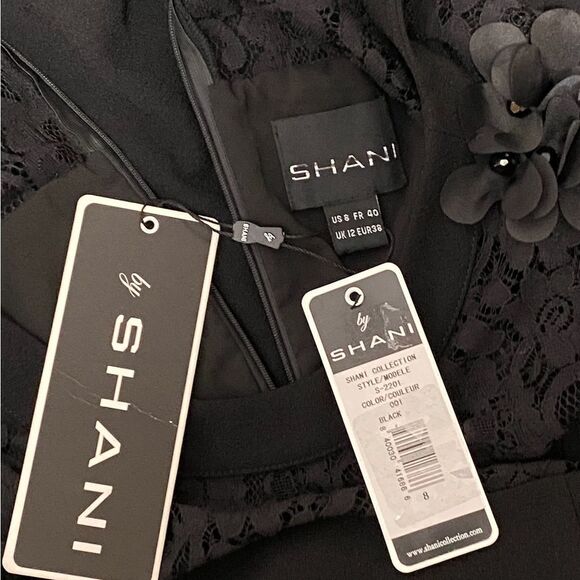 Shani Floral Applique Fit-&-Flare Crepe Dress size 8 - Picture 14 of 14